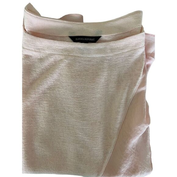 Banana Republic Women’s SZS Blouse Pink with Sheer Frill - Picture 4 of 8